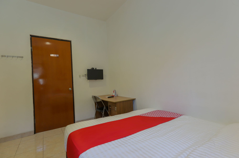 OYO 866 Idola Residence Near Rs Grha Kedoya, West Jakarta