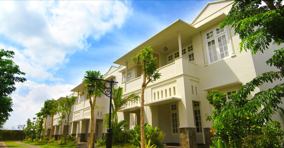 The Gambir Anom Hotel Resort & Convention, Karanganyar