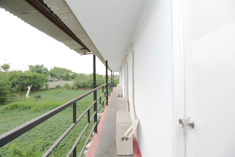 Kamar Keluarga Kalideres II Syariah, West Jakarta