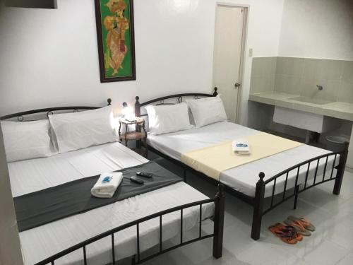 Kaong Transient & Guesthouse near Tagaytay, Silang