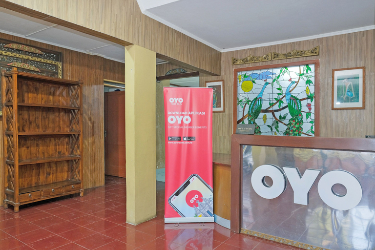 Public Area 2, OYO 585 Hotel Perwita Sari, Yogyakarta