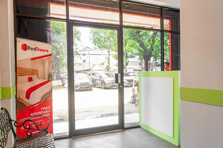 RedDoorz near Pecenongan 2, Central Jakarta