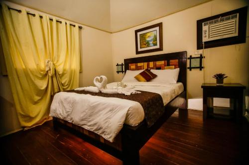 Bedroom 5, BALI VILLAGE HOTEL, Tagaytay City