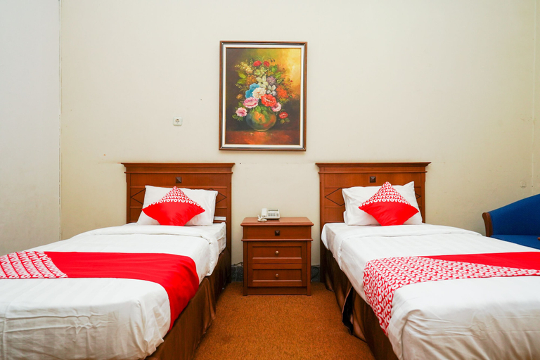 Bedroom 3, OYO 1346 Sinergi Hotel Gresik, Gresik