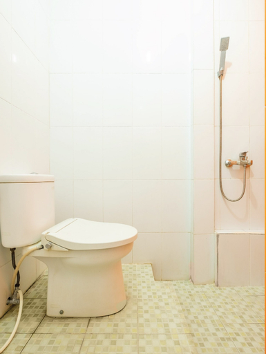 OYO 863 Tenacity Guest House Syariah, Cirebon