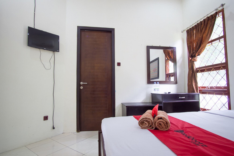 RedDoorz Syariah near Ngade Lake, Ternate