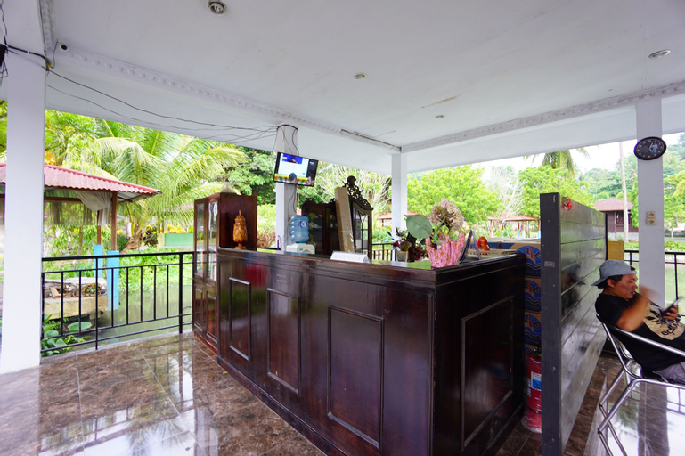 OYO 1254 Golden Lake Resort, Manado