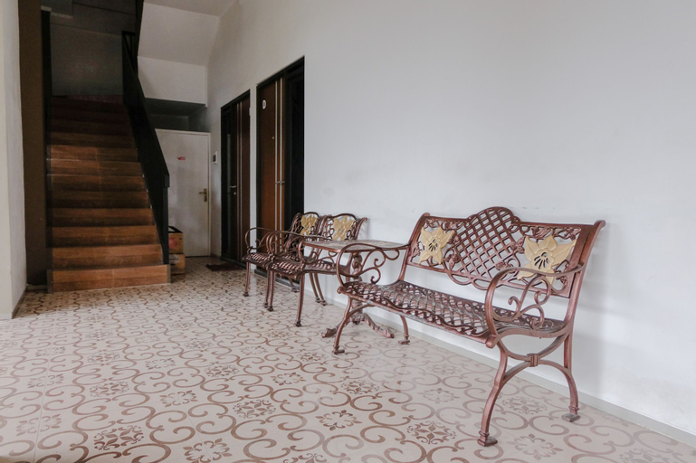 OYO 1038 Embun Pagi Syariah Residence, Malang