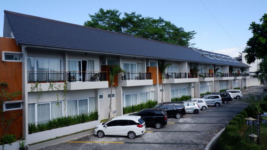 Front One Resort Magelang, Magelang