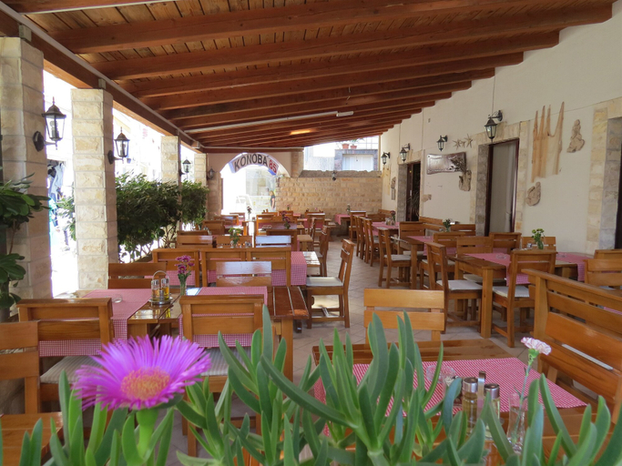 Food & Drinks 1, Villa Palcic II, Novalja