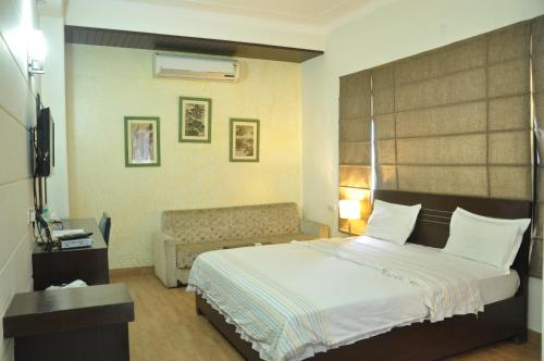 Bedroom 3, Regalia Suites, Gurgaon