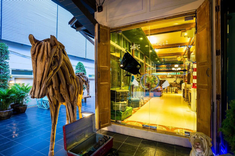 Sleep Nest Hostel, Mae Sot