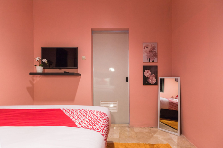 OYO 1491 Sandang Residence Near RS Patria IKKT, West Jakarta