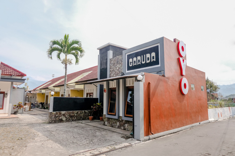 OYO 1028 Garuda Residence, Malang