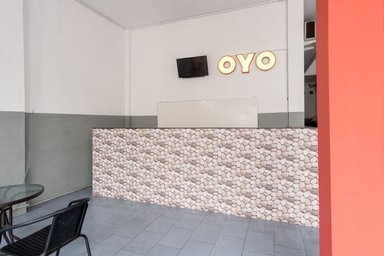 OYO 447 Hutasimo Residence, Medan