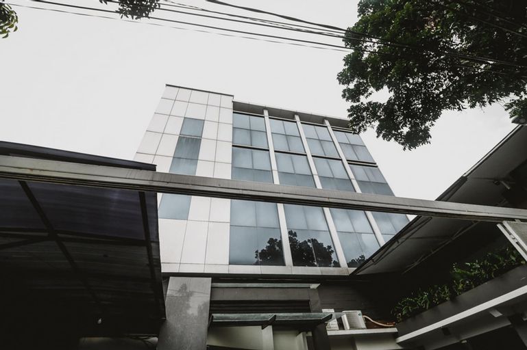 RedDoorz near Kebon Jeruk Jakarta, West Jakarta