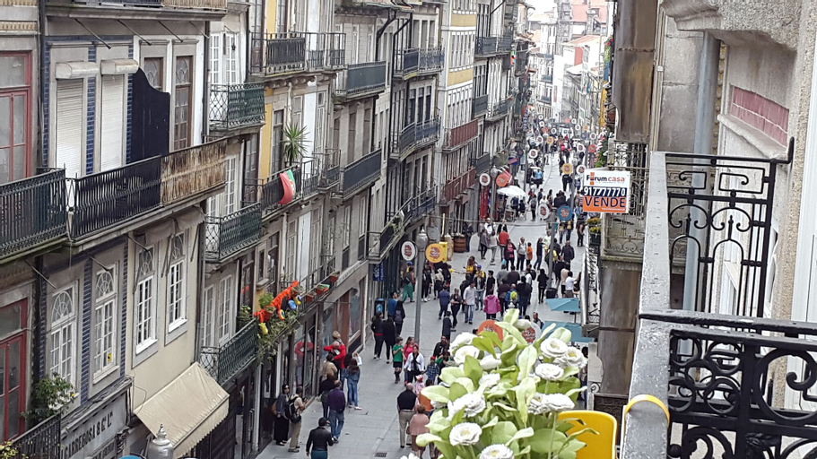 The Roof Flores, Porto