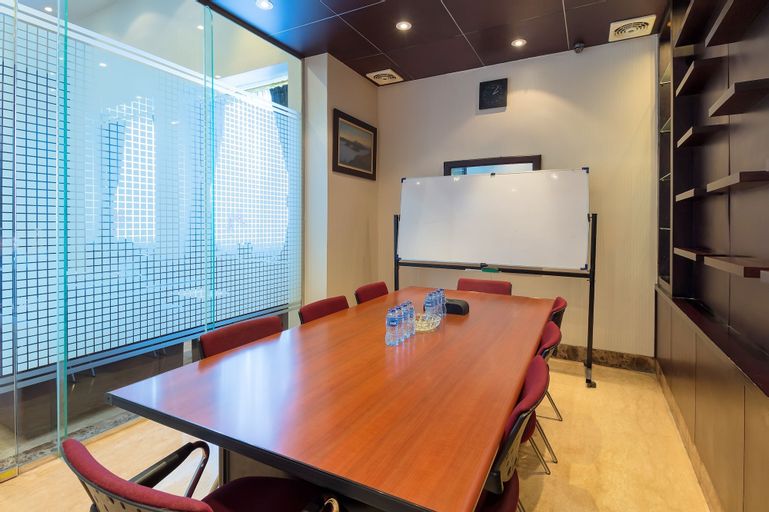Hotel Golden Sky Pluit, Jakarta Utara