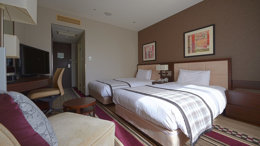 Bedroom 13