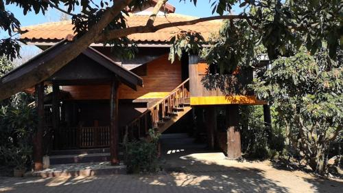 บ้านสวนยายนาง, Wiang Chai