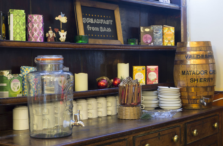 Food & Drinks 5, Prince Llewelyn Hotel, Gwynedd