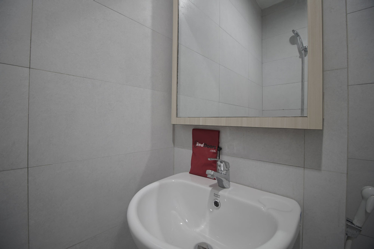 RedDoorz Plus @ Catania LRT Cinde Palembang, Palembang