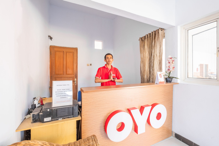 OYO 863 Tenacity Guest House Syariah, Cirebon