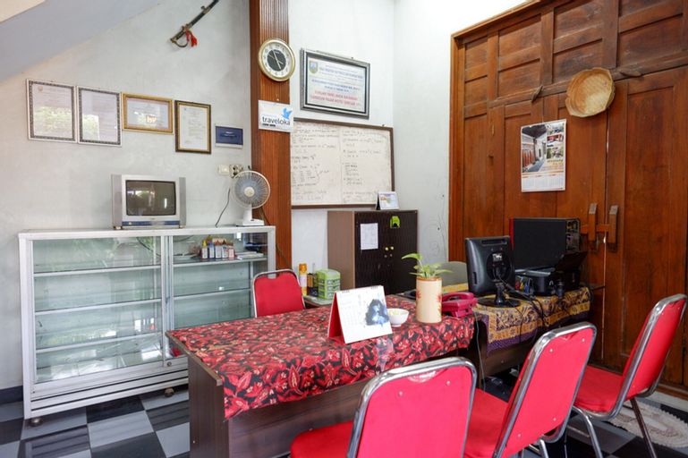 RedDoorz Syariah near Menara Kudus, Kudus