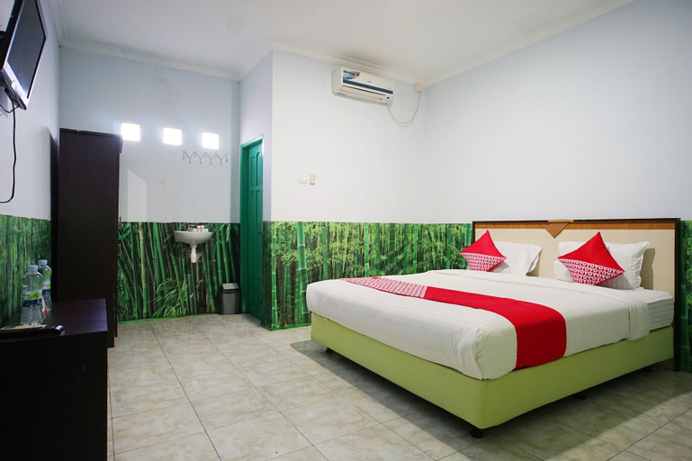 OYO 754 Nur Aziziah Guest House, Balikpapan