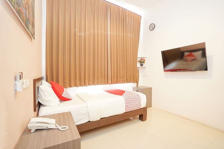 OYO 240 Audah Sevana Syariah Hotel, Surabaya
