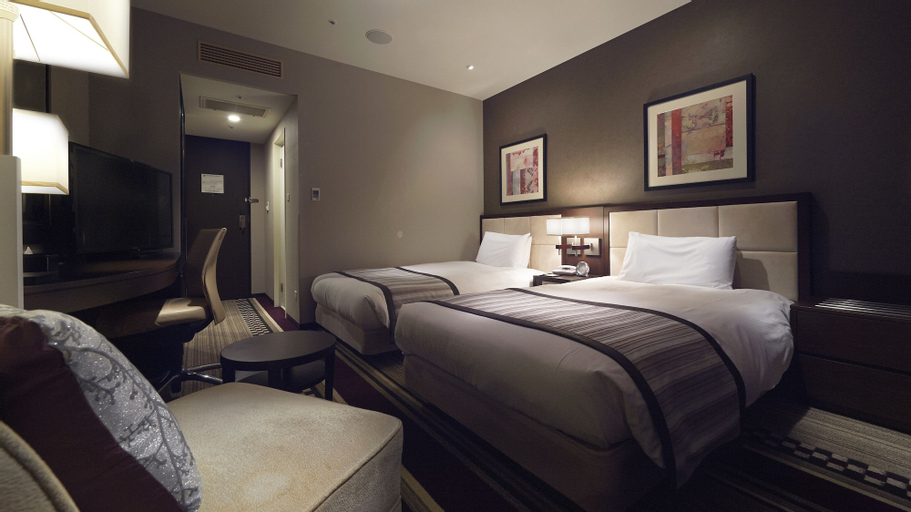 Bedroom 12