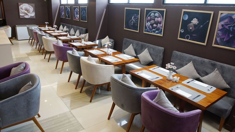 Horison Inn Alaska Simpang Lima Semarang, Semarang