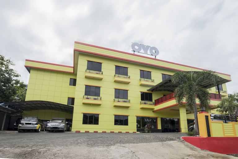 Exterior & Views 2, OYO 329 Hotel Darma Nusantara 2, Makassar