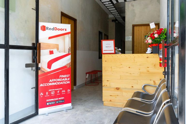 RedDoorz near Sam Poo Kong 3, Semarang