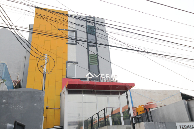 Kamar Keluarga Kemanggisan Syariah, West Jakarta