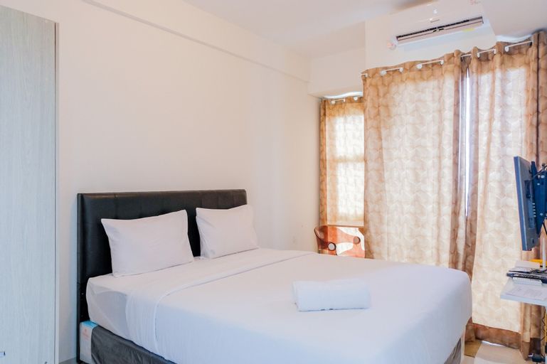 Spacious Studio Akasa Pure Living Apartment BSD By Travelio, Tangerang Selatan