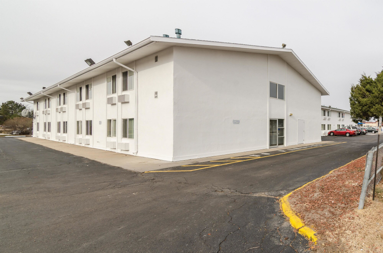 Exterior & Views 2, Motel 6-North Platte, NE, Lincoln