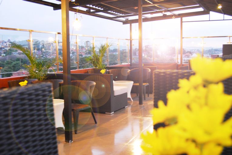 Horison Inn Alaska Simpang Lima Semarang, Semarang