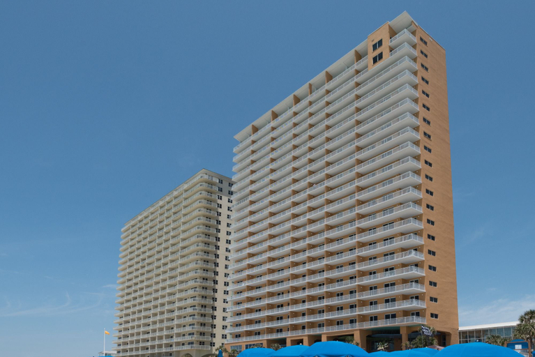 Exterior & Views 2, Splash Resort 1701E - Three Bedroom Condo, Bay