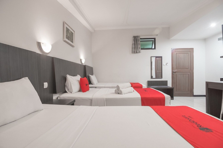 Bedroom 3, RedDoorz @ Cihampelas, Bandung