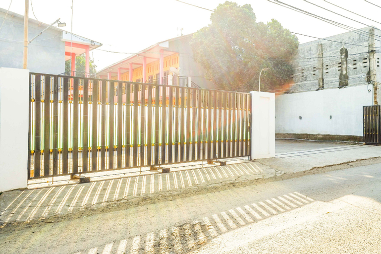 Hotel Near Ramayana Pekalongan 1 Syariah, Pekalongan