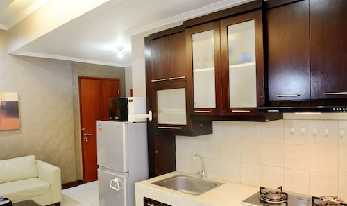 Apartment Sudirman Park by Hoostia, Central Jakarta