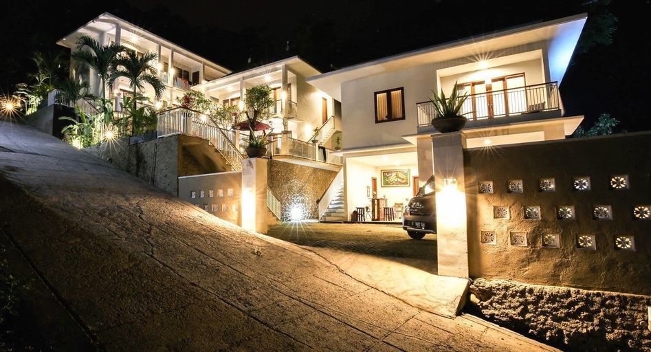 Dewi Villa, Karangasem
