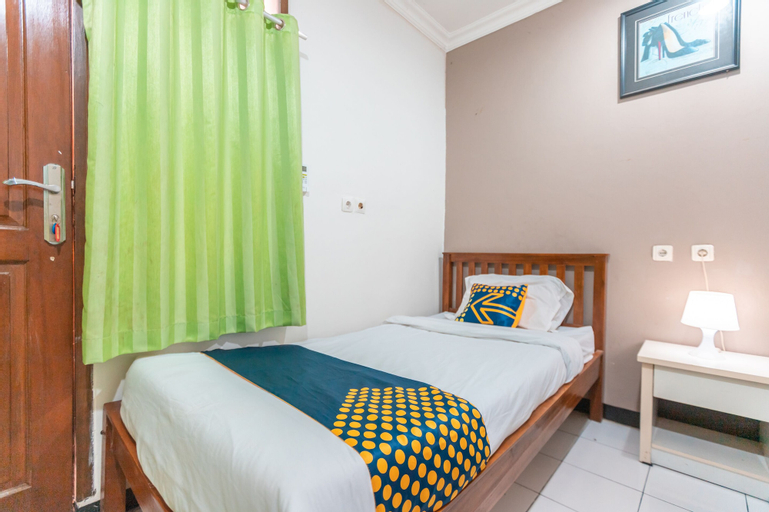 SPOT ON 2033 Kayumanis Homestay Syariah, East Jakarta