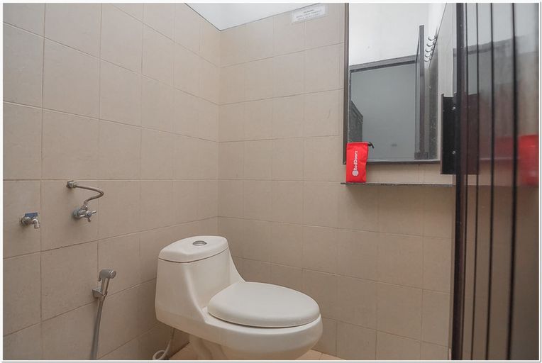 RedDoorz Plus near RSUD Majalengka, Majalengka