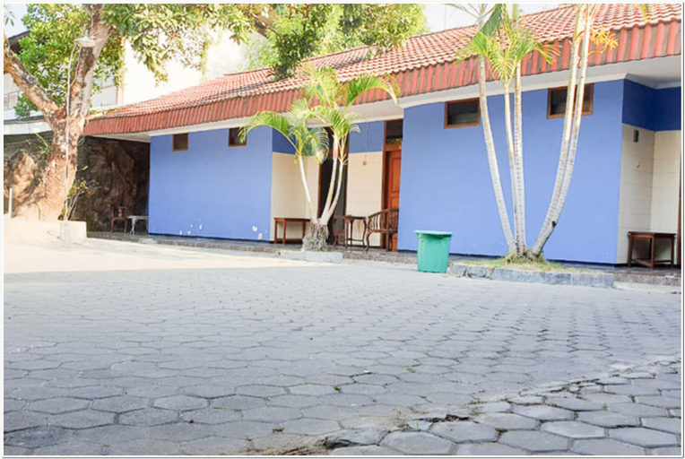RedDoorz near Bojonegoro Train Station, Bojonegoro