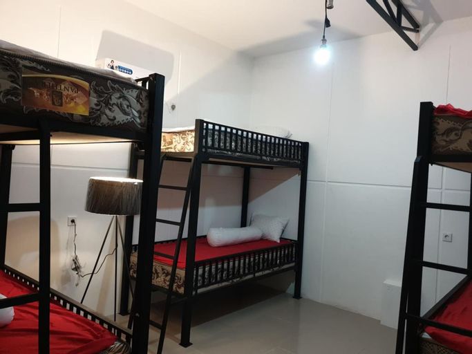 360 Homestay, Padang