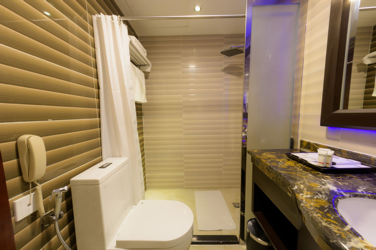 Bathroom 5