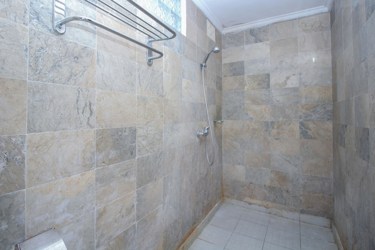Bathroom 3, Airy Eco Sanur Bypass Ngurah Rai 23 Bali, Denpasar