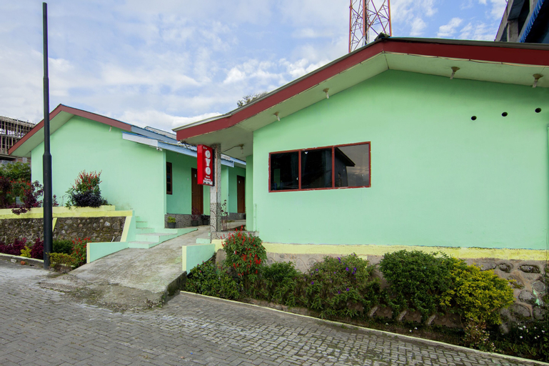 OYO 1701 Bagus inn, Karo